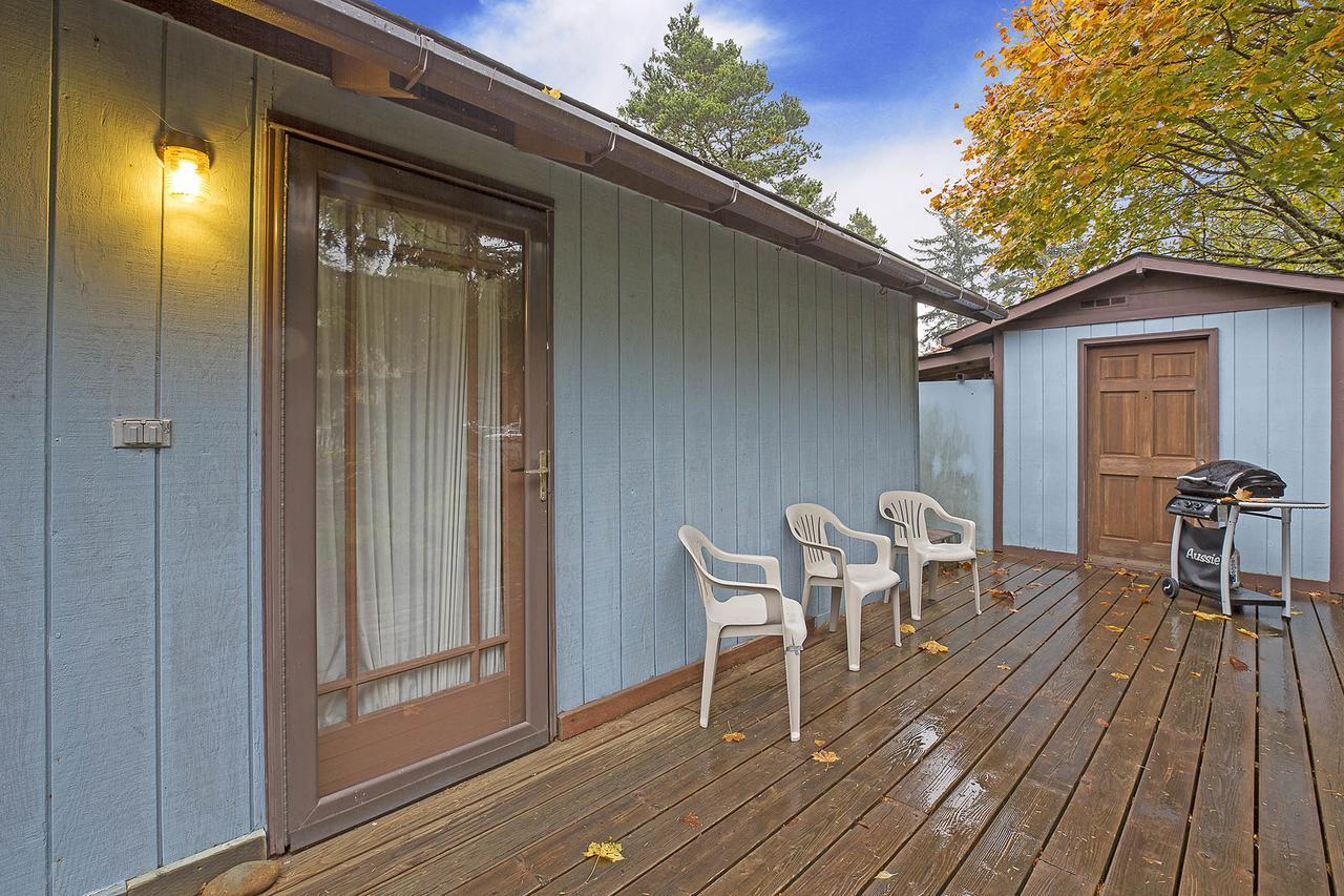 Crews Quarters Villa Westport Exterior foto